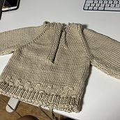 Mi proyecto del curso: Tejido de prendas infantiles con raglán top down. Fashion Design, Fiber Arts, Knitting, and Textile Design project by lauramery1971 - 06.10.2023