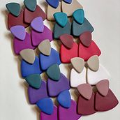 Meu projeto do curso: Design de bijuteria com polymer clay para iniciantes . Projekt z dziedziny Projektowanie dodatków, Craft, Projektowanie biżuterii i DIY użytkownika Johana Gérman - 11.06.2023