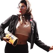 Mi proyecto del curso: Encuadres creativos para fotografía de moda. Un proyecto de Fotografía, Fotografía de moda, Fotografía de retrato y Fotografía de estudio de Leticia Castillo - 18.06.2023