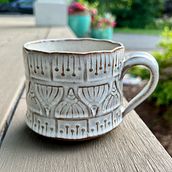 My project for course: Stamp Making for Textured Pottery. Arts, Crafts, Fine Arts, Decoration, Ceramics, and DIY project by lisacappello23 - 06.21.2023