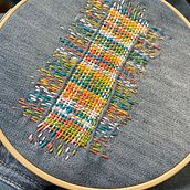 Arreglo pantalón vaquero con bordado. Een project van Craft van Belén Olóndriz Astiz - 22.06.2023