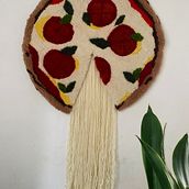 Mi proyecto del curso: Creación de tapices con pistola tufting, fieltrado y bordado. Un projet de Création d'accessoires, Artisanat, Broderie, Décoration, Décoration d'intérieur, Art textile, Punch needle , et Design textile de Roma Y. - 26.06.2023