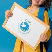 CEIP Riu Millars // Branding. Design, Graphic Design, and Logo Design project by Eva Pitarch Chavarrias - 05.01.2023