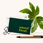 Proyecto final: Natural Friend. Un proyecto de Br, ing e Identidad, Diseño gráfico, Tipografía, Diseño de logotipos y Diseño tipográfico de Jonathan San Vicente Castañeda - 06.01.2023
