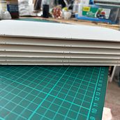 My project for course: Sketchbook Design and Binding. Traditional illustration, Arts, Crafts, Bookbinding, DIY, and Sketchbook project by Bev Barends - 07.01.2023