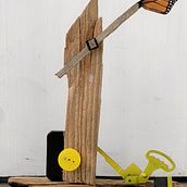 Volando por el mar del tiempo. Character Design, Sculpture, To, Design, Art To, s, and Woodworking project by Federico Seineldin - 07.02.2023