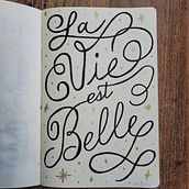 Mi proyecto del curso: Cuaderno tipográfico con lettering manual. Un proyecto de Lettering, Bocetado, Creatividad, Dibujo, H, lettering y Sketchbook de francysm - 04.07.2023