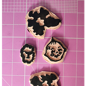 Mi proyecto del curso: Creación de sellos con tipografía e imágenes 4 Sellos. Een project van Traditionele illustratie, Craft,  Beeldende kunst, T, pografie, Printen y Graveren van Carlos Uriel Cárdenas Villar - 05.07.2023