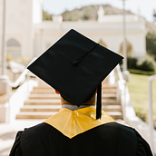 Mi proyecto del curso: La oportunidad detrás de una crisis de identidad después de la Universidad. Un proyecto de Marketing, Cop, writing, Stor, telling, Marketing de contenidos y Comunicación de medinaneto19 - 06.07.2023
