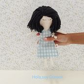 Mi proyecto del curso: Muñecos de tela: diseño, costura y creación de contenido. Un proyecto de Artesanía, Diseño de juguetes, Redes Sociales, Fotografía con móviles, Fotografía de producto, Costura, Fotografía para Instagram, Patronaje y confección			 de piliperaza - 06.07.2023