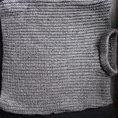 CHALECO DEL AMOR. Un proyecto de Diseño de moda, Tejido, DIY, Crochet y Diseño textil de Florencia Angelino - 07.07.2023