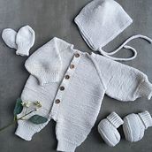 Mi proyecto del curso: Tejido de prendas infantiles con raglán top down. Fashion Design, Fiber Arts, Knitting, and Textile Design project by Adriana Larios - 02.04.2023