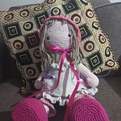 Mi proyecto del curso: Elaboración de muñecas amigurumi románticas. Un progetto di Artigianato, Design di giocattoli, Fiber Art, Uncinetto, Amigurumi e Textile Design di babita_valas - 11.07.2023