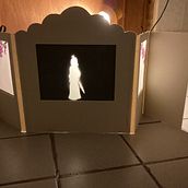 Mi proyecto del curso: Relatos con papercut: narrar con luz y sombras. Arts, Crafts, Paper Craft, and DIY project by Andrea Lopez - 07.16.2023