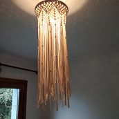 Lámpara algodón macrame . Un proyecto de Artesanía de Susi - 16.07.2023