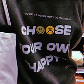 Teddy Brown Sweatsuit Promo. Publicidade, Redes sociais e Instagram projeto de Chris Duncan - 13.03.2022