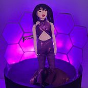 Proyecto marioneta “Selena”   @adeenagrubb. Arts, Crafts, Stop Motion, Art To, and s project by Valeria Ramirez - 07.17.2023