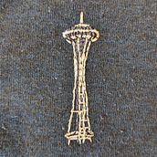 Course Project: Upcycling with Embroidery. Fashion Design, Embroider, Sewing, DIY, Upc, cling, and Textile Design project by Jessica Roberto - 06.21.2023