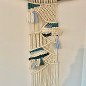 My project for course: Macraweave: Create Modern Artwork using Macramé and Weaving. Design de acessórios, Decoração de interiores, Tecido, Macramê, Tecelagem, e Design têxtil projeto de sybilla.weber - 26.07.2023