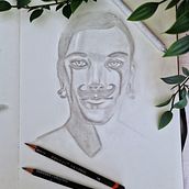 My project for course: Pencil Portraits: Light, Shadow, and Proportion . % Fanny Johansson tarafından hazırlanan Geleneksel illüstras, on, Güzel sanatlar, Eskiz çizimi, Kalem Çizimi, Çizim, Portre Çizimi, Gerçekçi Çizim, Sanatsal Çizim, Ve Şekil Çizimi projesi - 07.28.2023
