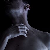 My project for course: Artistic Portrait Photography: Exploring Body Language. Un progetto di Fotografia di ritratto, Fotografia lifest e le di Alejandro Vega - 28.07.2023