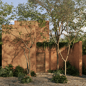 CASA SENDEROS DE MAYAKOBA. Arquitetura, Gestão de design, Arquitetura de interiores, e Design de iluminação projeto de Martha Mondragon - 01.08.2023