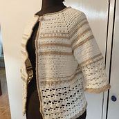 Mi proyecto del curso: Top-down: prendas a crochet de una sola pieza. Fiber Arts, DIY, Crochet, and Textile Design project by amalau14 - 08.01.2023