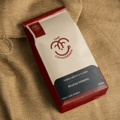REDESIGN - CAFÉ CACHOEIRINHA. Design, Br, ing, Identit, Logo Design, Digital Design, Stationer, and Design project by Guilherme Andrade - 07.23.2023