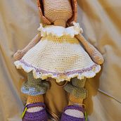 Mi proyecto del curso: Elaboración de muñecas amigurumi románticas. Un proyecto de Artesanía, Diseño de juguetes, Tejido, Crochet, Amigurumi y Diseño textil de Bernardita Andrea Gárate Rojas - 07.08.2023