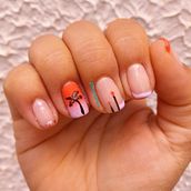 Mi proyecto del curso: Introducción al nail art. Design, Traditional illustration, Painting, Pattern Design, and Decorative Painting project by Laura García - 08.19.2023
