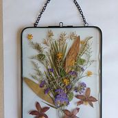 Meu projeto do curso: Técnicas básicas para prensar flores e plantas. Arts, Crafts, Fine Arts, Collage, DIY, Floral, and Plant Design project by elisabetevaz - 08.15.2023