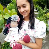 Mi proyecto del curso: Elaboración de muñecas amigurumi románticas. Un projet de Artisanat, Conception de jouets, Art textile, Crochet, Amigurumi , et Design textile de SALOME VC - 16.08.2023