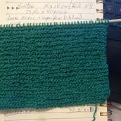 Mi proyecto del curso: Tejido de punto para prendas infantiles. Fashion Design, Fiber Arts, DIY, Knitting, and Textile Design project by mafalda_pamela - 08.30.2023