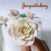 Mi proyecto del curso: Flores de azúcar para cake design. Un projet de Design  , et DIY de Erika Dominguez - 30.08.2023