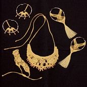 Mi proyecto del curso: Joyería en macramé. Arts, Crafts, Jewelr, Design, Fiber Arts, Macramé, and Textile Design project by Myriam Diana Ogas - 09.02.2023