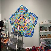 Mandala Work at OmFLOAT. Een project van  Br, ing en identiteit, Creatieve consultanc, Schilderij y  Urban art van Lotus Heartsong - 12.12.2021