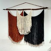 Mi proyecto del curso: Introducción al macramé: creación de un tapiz decorativo. Accessor, Design, Arts, Crafts, Interior Design, Decoration, Fiber Arts, Macramé, and Textile Design project by Simone Protti - 08.30.2023