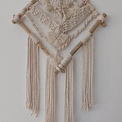 Projeto do curso: Introdução à tapeçaria em macramé. Un proyecto de Diseño de complementos, Artesanía, Tejido, Macramé y Diseño textil de Cristiana Vieira - 11.09.2023