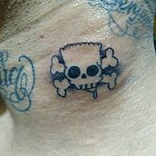 3 o 2 Tatuajes. Tattoo Design, Advertising, and Street Art project by Emanuel Ortiz - 09.12.2023