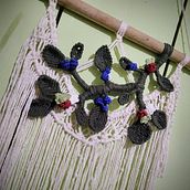Meu projeto do curso: Macramê 3D: crie uma tapeçaria botânica. Un proyecto de Artesanía, Interiorismo, Tejido, Macramé y Diseño textil de franvaloskilima - 14.09.2023