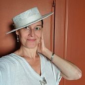 My project for course: Design and Creation of Hats from Start to Finish. Un progetto di Design di accessori, Fashion design e Cucito di Katarzyna Hołda - 17.09.2023