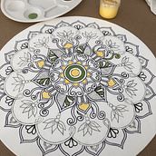 Mi proyecto del curso: Pintura de mandalas en acrílico con técnicas profesionales. Painting, Drawing, Acr, and lic Painting project by Adri - 09.19.2023