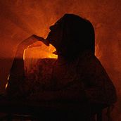 Il mio progetto del corso: Fotografia e oscurità: crea ritratti cinematografici. Photograph, Photograph, Post-production, Photo Retouching, Photographic Lighting, and Photographic Composition project by Massimiliano Barca - 09.20.2023