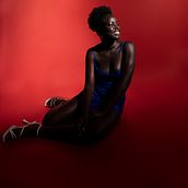 fotografía de estudio para Agencia River. Photograph project by Julia Gómez Elorz - 09.21.2023