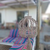 Proyecto Final Lampara de Globo en Yute. Macramé, and Advertising project by Ninoska Gonzalez - 09.25.2023