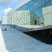 Ópera de Oslo Ein Projekt aus dem Bereich Fotografie, Architektur, Innenarchitektur, Architektonische Fotografie und Interieurfotografie von CELIA - 25.09.2023