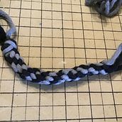Mi proyecto del curso: Iniciación a la bisutería con cordón: fabrica tus propios collares. Un progetto di Artigianato, Design di gioielli, Macramè e Textile Design di Maria de los A Rodriguez Robles - 25.09.2023