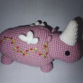 Mi proyecto del curso: Diseño y creación de amigurumis. Un progetto di Artigianato, Design di giocattoli, Fiber Art, DIY, Uncinetto, Amigurumi e Textile Design di correon83 - 26.09.2023