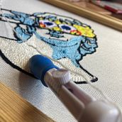 Mi proyecto del curso: Técnicas de punch needle para decorar tu hogar. Accessor, Design, Arts, Crafts, Embroider, Decoration, Fiber Arts, Punch Needle, and Textile Design project by Nusky Ollero - 09.26.2023