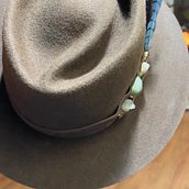 My project for course: Modern Hatmaking. Accessor, Design, Fashion Design, Fiber Arts, and Needle Felting project by lizjamar79 - 09.28.2023